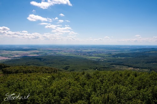 Pohľad z rozhľadne na Veľkej homoli