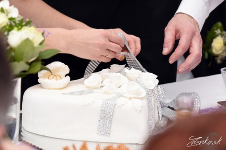 Krájanie svadobnej torty - 118