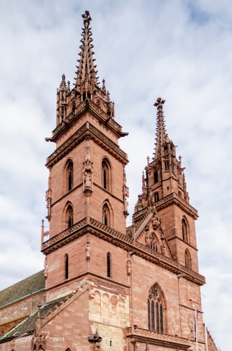 Bazilejský chrám v Bazileji - Basel Minster in Basel